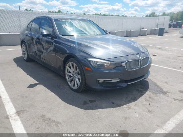 12613205 :رقم المزاد ، WBA3C3C5XDF981161 vin ، 2013 Bmw 320i Xdrive مزاد بيع