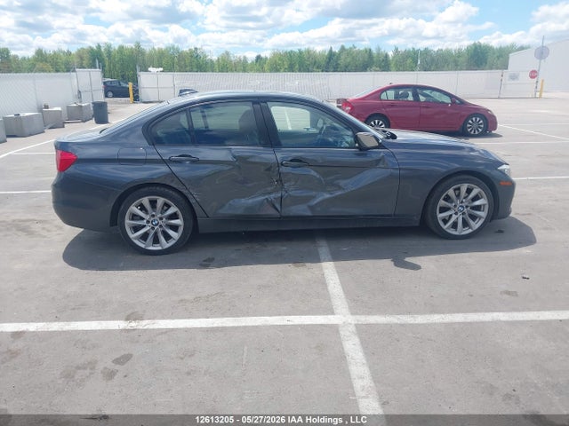 12613205 :رقم المزاد ، WBA3C3C5XDF981161 vin ، 2013 Bmw 320i Xdrive مزاد بيع