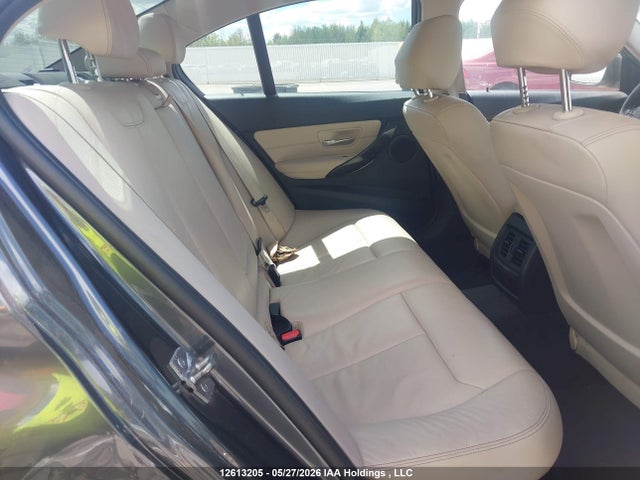 12613205 :رقم المزاد ، WBA3C3C5XDF981161 vin ، 2013 Bmw 320i Xdrive مزاد بيع