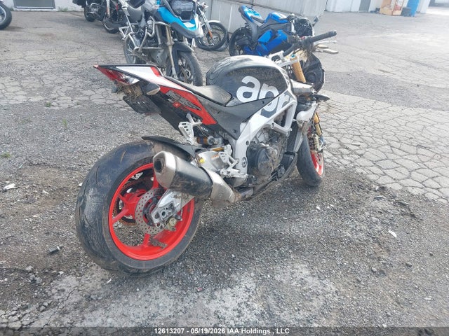 ZD4TYUA06GS000258 Aprilia Tuono V4 1100 Factory