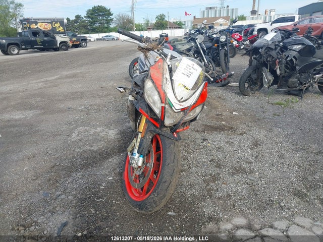 ZD4TYUA06GS000258 Aprilia Tuono V4 1100 Factory