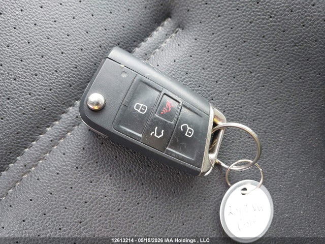3VW017AU2HM523436 Volkswagen Golf Sportwagen S