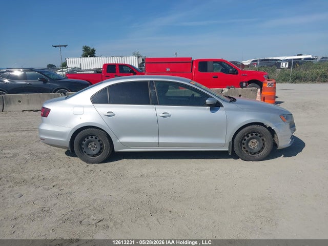 3VW267AJ1GM208769 Volkswagen JETTA SEDAN