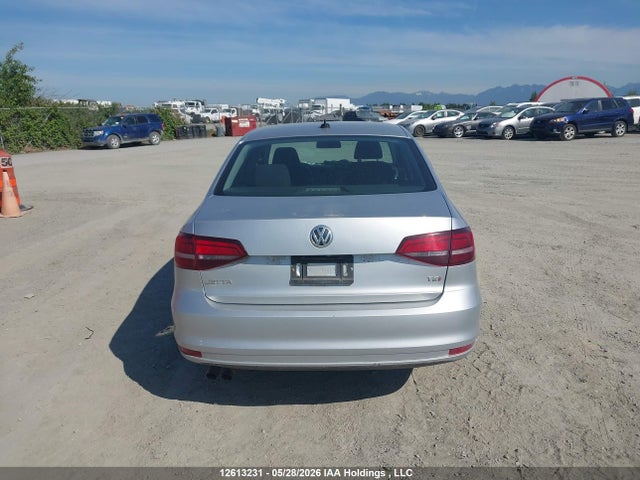 3VW267AJ1GM208769 Volkswagen JETTA SEDAN