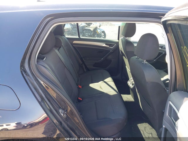 3VW217AU5HM024770 Volkswagen Golf S/wolfsburg/se/sel