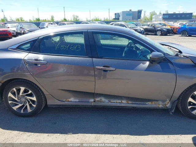 2017 Honda Civic Ex მანქანა იყიდება აუქციონზე, vin: 2HGFC2F81HH004643, აუქციონის ნომერი: 12613241