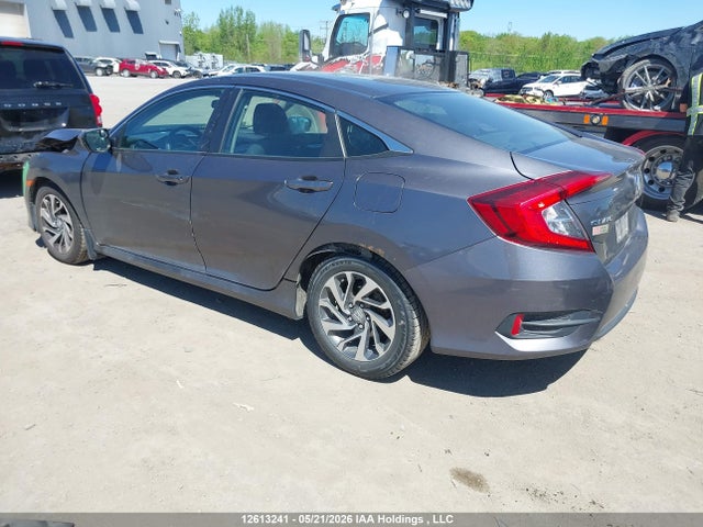 2017 Honda Civic Ex მანქანა იყიდება აუქციონზე, vin: 2HGFC2F81HH004643, აუქციონის ნომერი: 12613241