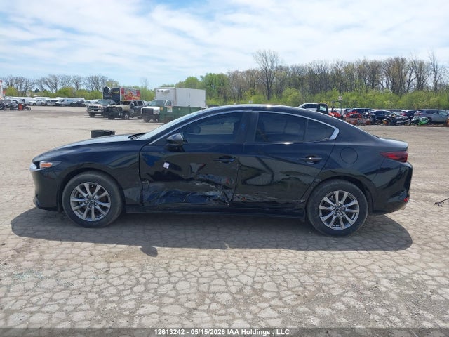 Aukcja sprzedaży 2024 Mazda Mazda3 Gs, vin: JM1BPACM1R1712727, numer aukcji: 12613242