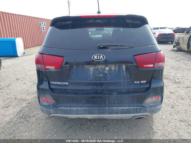 KIA SORENTO EX 2019 5XYPHDA31KG593159 Image 17