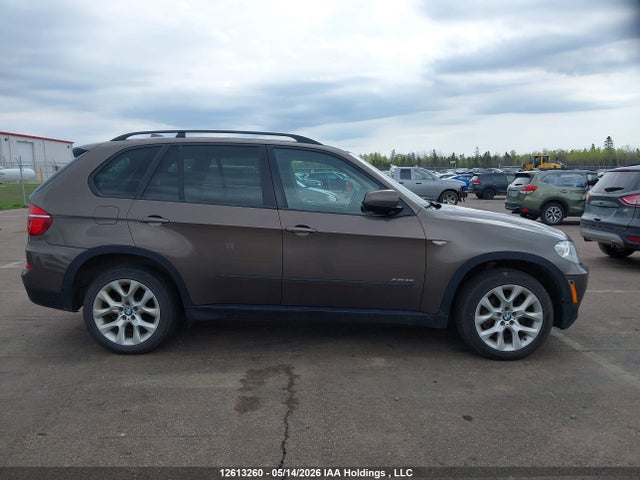 12613260 :رقم المزاد ، 5UXZV4C56D0E04693 vin ، 2013 Bmw X5 Xdrive35i مزاد بيع