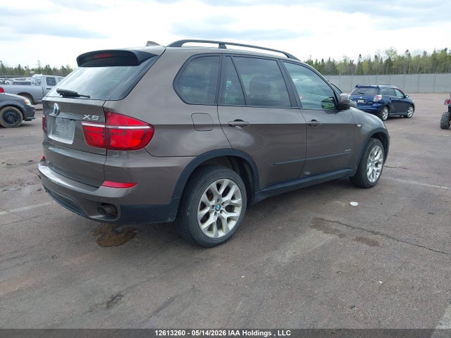 12613260 :رقم المزاد ، 5UXZV4C56D0E04693 vin ، 2013 Bmw X5 Xdrive35i مزاد بيع
