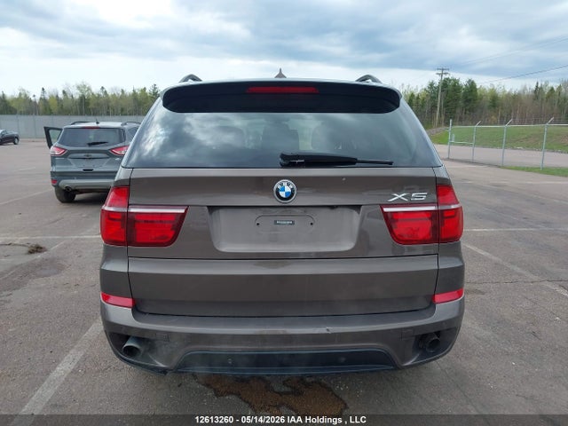 12613260 :رقم المزاد ، 5UXZV4C56D0E04693 vin ، 2013 Bmw X5 Xdrive35i مزاد بيع