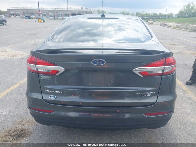 3FA6P0SU5LR225417 Ford Fusion