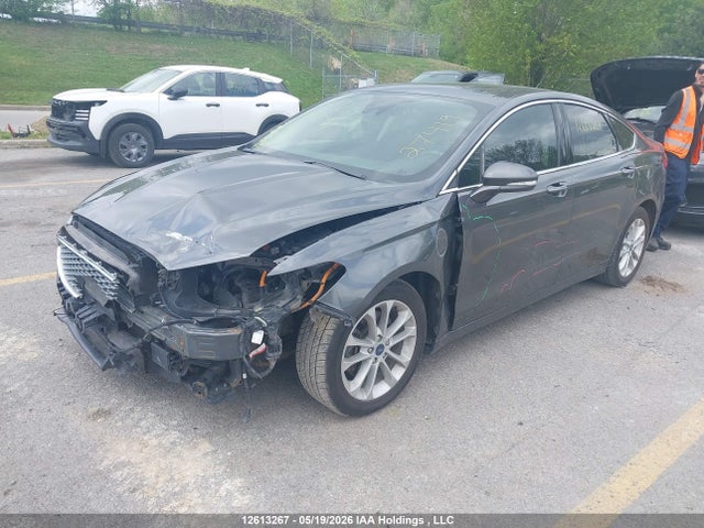 3FA6P0SU5LR225417 Ford Fusion