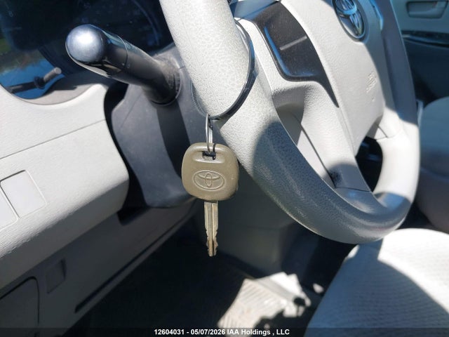 12604031 :رقم المزاد ، 5TDKA3DC2BS004725 vin ، 2011 Toyota Sienna Le مزاد بيع