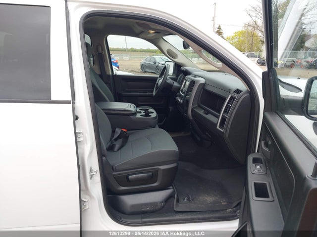 12613299 :رقم المزاد ، 1C6RR7FT5NS234161 vin ، 2022 Ram 1500 Classic Tradesman مزاد بيع
