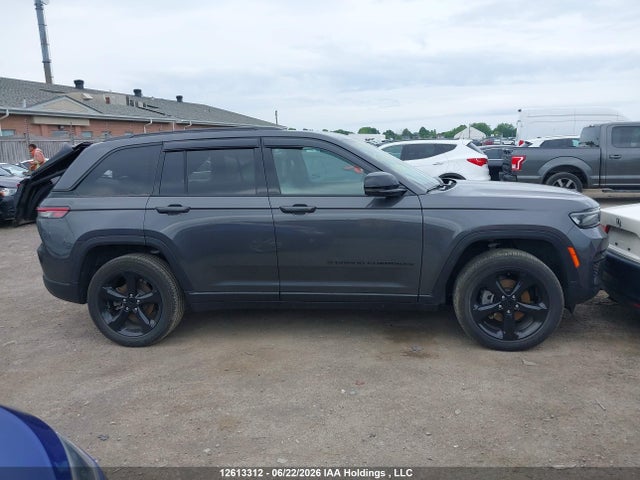 Продажа на аукционе авто 2025 Jeep Grand Cherokee, vin: 1C4RJHAGXSC294328, номер лота: 12613312