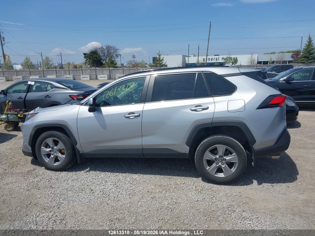 Продаж на аукціоні авто 2023 Toyota Rav4, vin: 2T3R1RFV3PC385377, номер лоту: 12613318