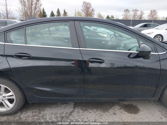2018 Chevrolet Cruze მანქანა იყიდება აუქციონზე, vin: 1G1BE5SM0J7154782, აუქციონის ნომერი: 12613324