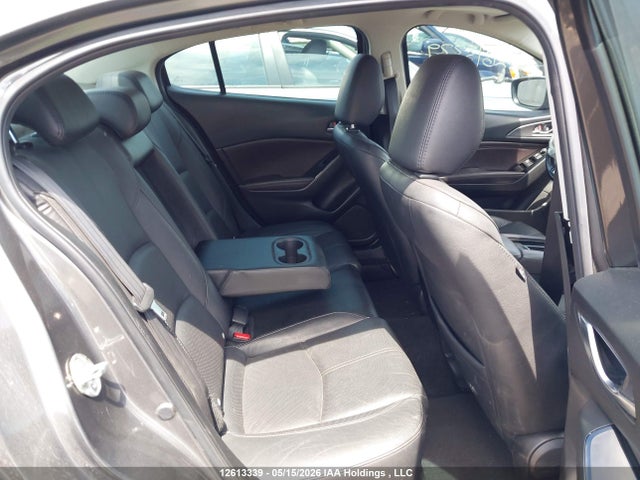 3MZBN1W3XJM168600 Mazda 3 Grand Touring