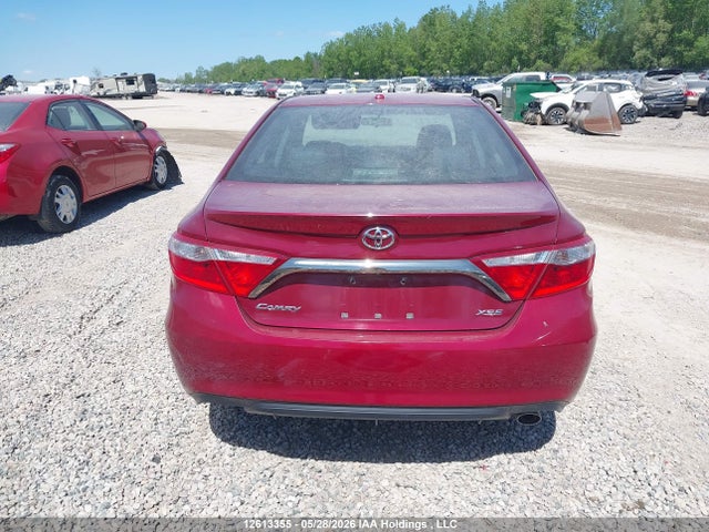 2015 Toyota Camry Le/xle/se/xse მანქანა იყიდება აუქციონზე, vin: 4T1BF1FK8FU911793, აუქციონის ნომერი: 12613355