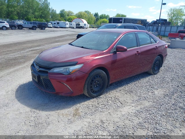 2015 Toyota Camry Le/xle/se/xse მანქანა იყიდება აუქციონზე, vin: 4T1BF1FK8FU911793, აუქციონის ნომერი: 12613355