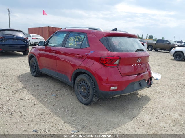 12613357 :رقم المزاد ، KMHRC8A32MU097864 vin ، 2021 Hyundai Venue Preferred مزاد بيع