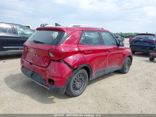 12613357 :رقم المزاد ، KMHRC8A32MU097864 vin ، 2021 Hyundai Venue Preferred مزاد بيع