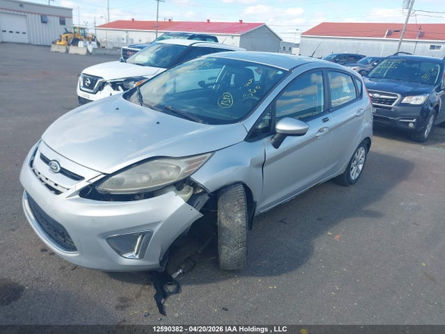 Продажа на аукционе авто 2013 Ford Fiesta Se, vin: 3FADP4EJ8DM102418, номер лота: 12590382