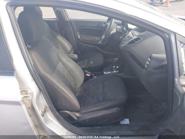 Продажа на аукционе авто 2013 Ford Fiesta Se, vin: 3FADP4EJ8DM102418, номер лота: 12590382