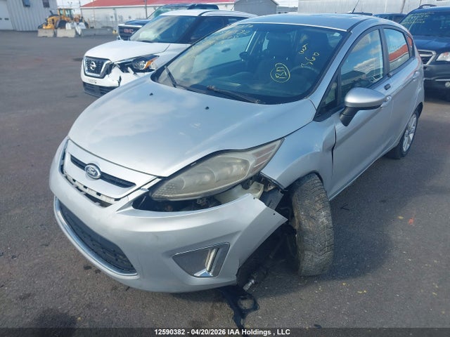 Продажа на аукционе авто 2013 Ford Fiesta Se, vin: 3FADP4EJ8DM102418, номер лота: 12590382