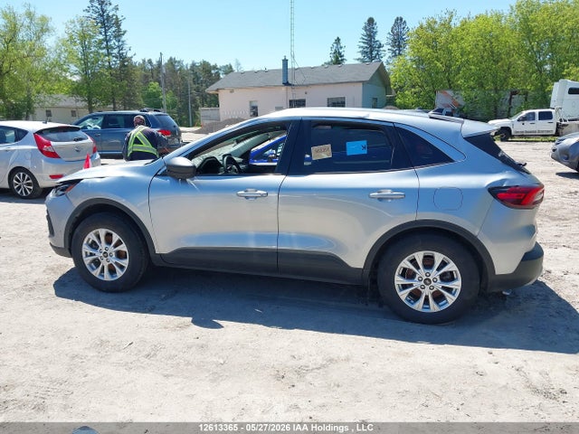 1FMCU9GN9RUA70668 Ford Escape Active