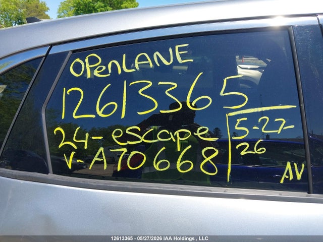 1FMCU9GN9RUA70668 Ford Escape Active