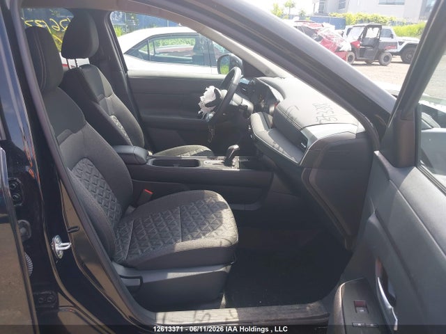 Nissan KICKS SV 2025 3N8AP6CA5SL373388 Image 5