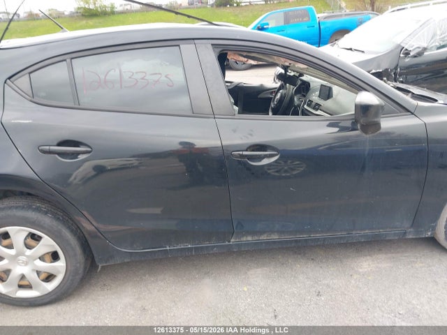 12613375 :رقم المزاد ، 3MZBN1K7XJM245846 vin ، 2018 Mazda 3 Sport مزاد بيع