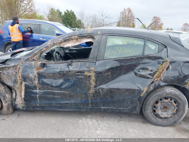 12613375 :رقم المزاد ، 3MZBN1K7XJM245846 vin ، 2018 Mazda 3 Sport مزاد بيع