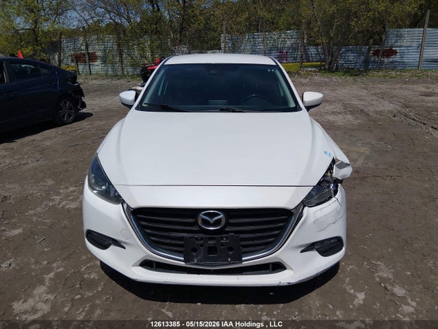 Mazda 3 Gs 2018 JM1BN1V79J1189460 Image 12