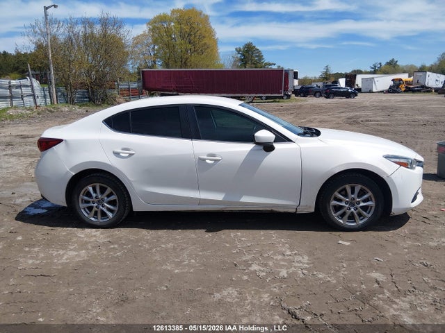 Mazda 3 Gs 2018 JM1BN1V79J1189460 Image 13