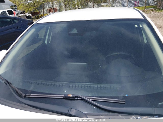 Mazda 3 Gs 2018 JM1BN1V79J1189460 Image 17