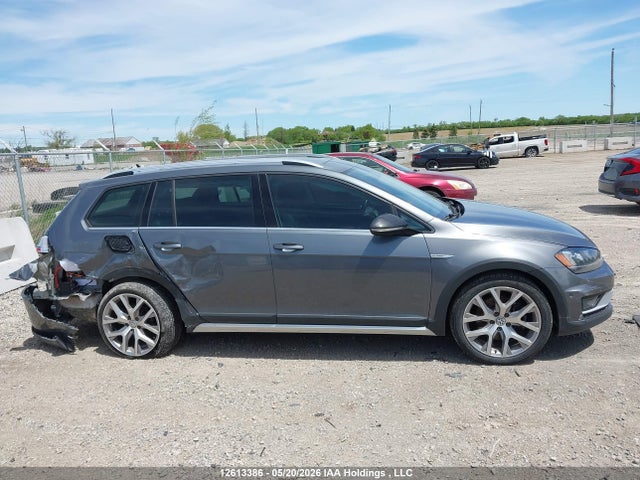 3VWH17AU4HM530813 Volkswagen Golf Alltrack 1.8 Tsi