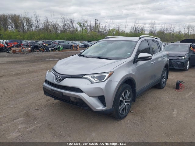 2T3BFREV7GW426788 Toyota RAV4 LE