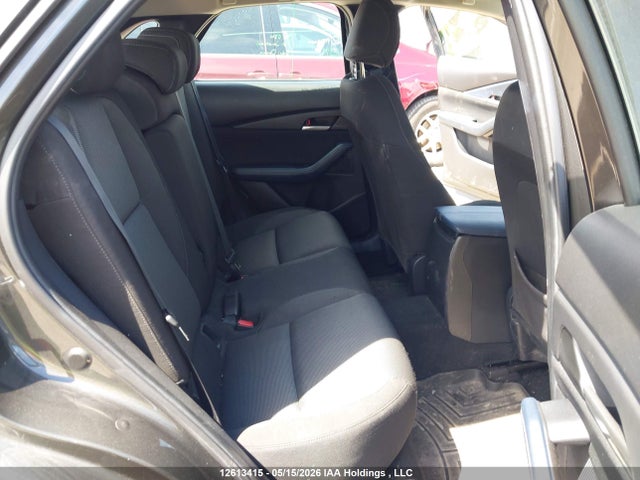 12613415 :رقم المزاد ، 3MVDMBB77MM205330 vin ، 2021 Mazda Cx-30 Gx مزاد بيع