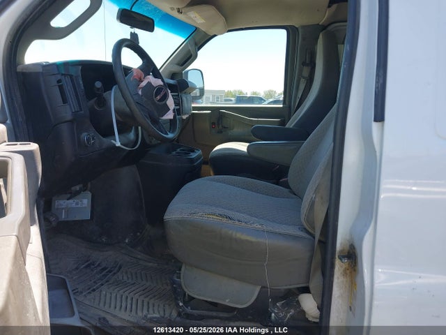 1GTW7AFG3J1231857 GMC Savana 2500 Work Van