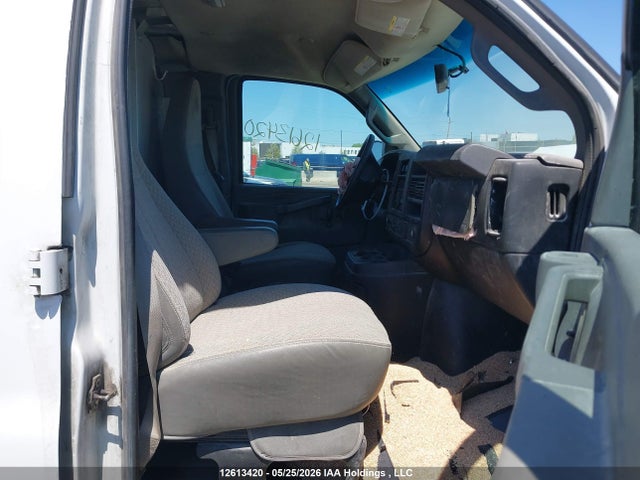 1GTW7AFG3J1231857 GMC Savana 2500 Work Van
