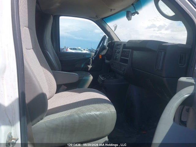 Aukcja sprzedaży 2015 Gmc Savana G2500, vin: 1GTW7FCFXF1242709, numer aukcji: 12613436