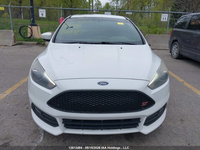 Продажа на аукционе авто 2016 Ford Focus St St, vin: 1FADP3L98GL295596, номер лота: 12613484