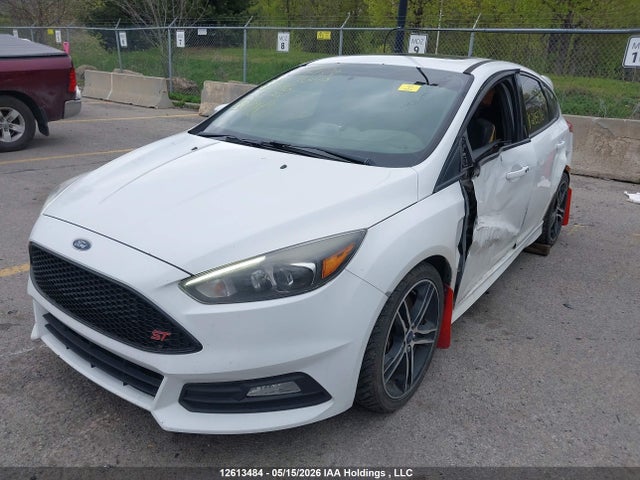 Продажа на аукционе авто 2016 Ford Focus St St, vin: 1FADP3L98GL295596, номер лота: 12613484