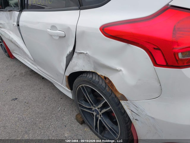 Продажа на аукционе авто 2016 Ford Focus St St, vin: 1FADP3L98GL295596, номер лота: 12613484