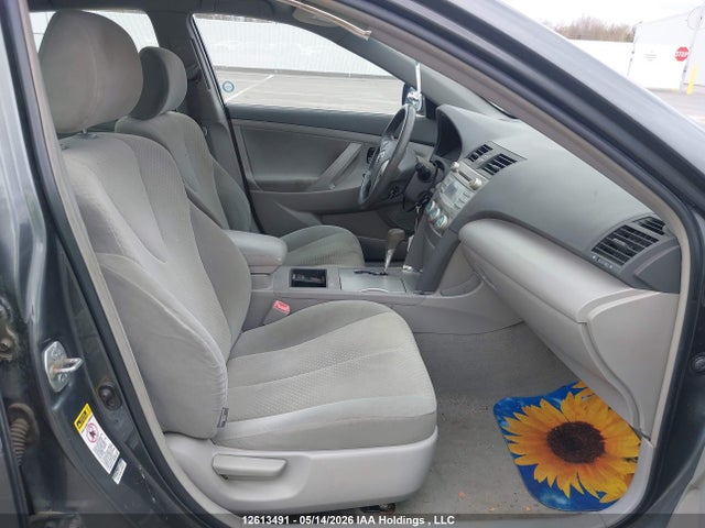 12613491 :رقم المزاد ، 4T1BE46K17U699082 vin ، 2007 Toyota Camry Ce/le/xle/se مزاد بيع
