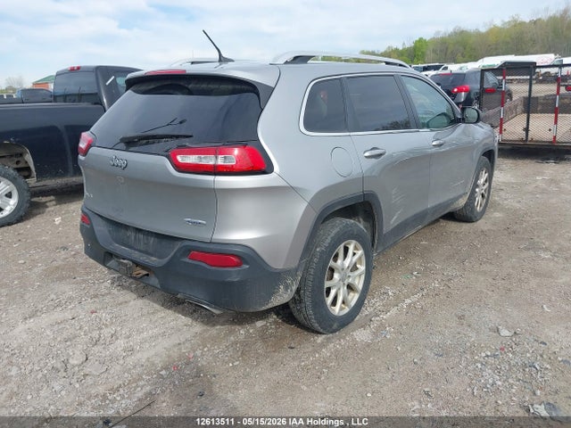1C4PJMCSXGW173872 Jeep Cherokee Latitude